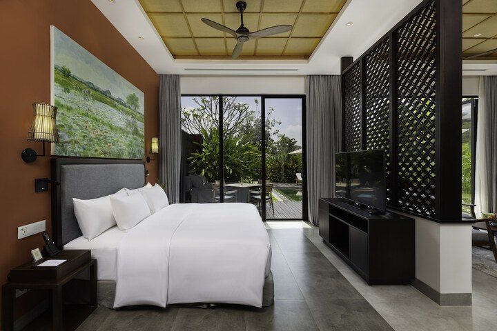 Room 16 of 57