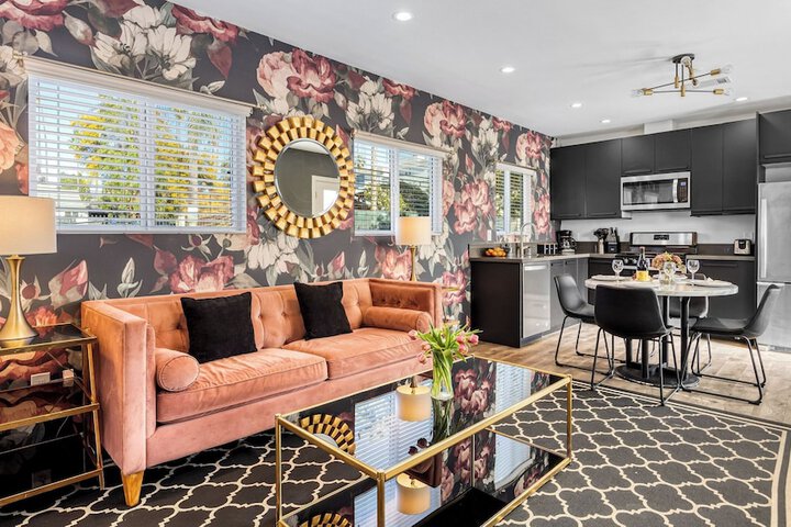 The Gower Street Bungalows by AvantStay in Los Angeles, CA