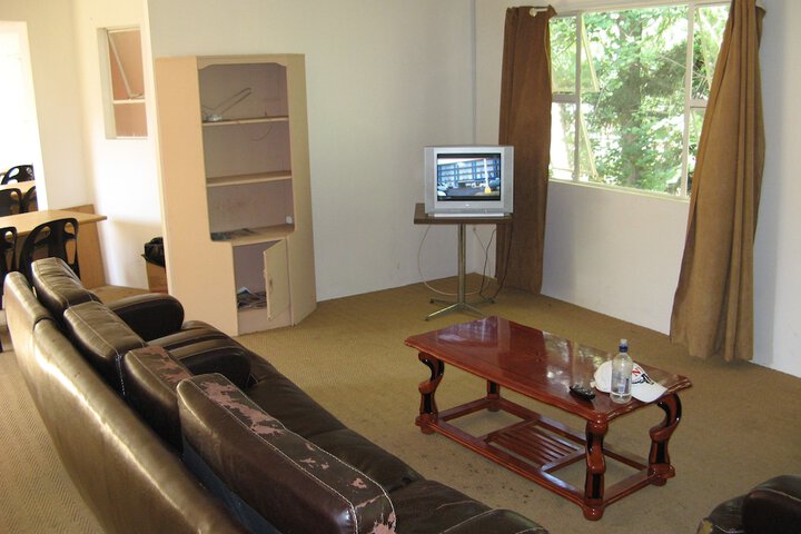 Room 11 of 21