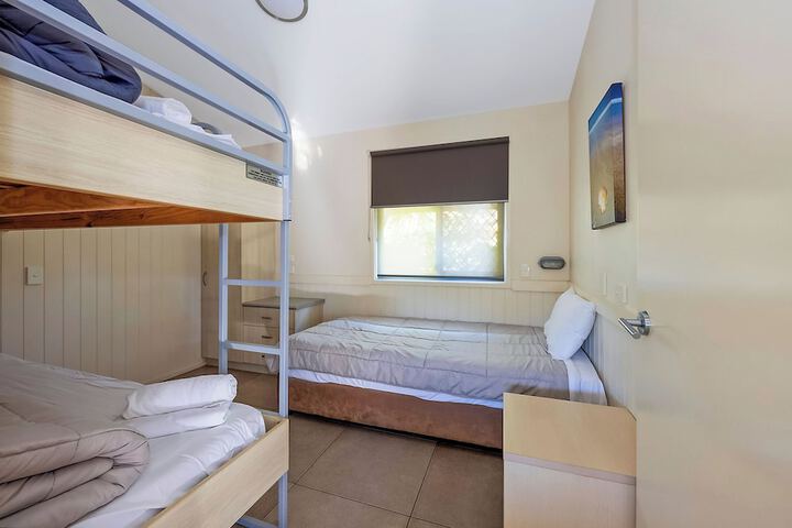 Room 21 of 104