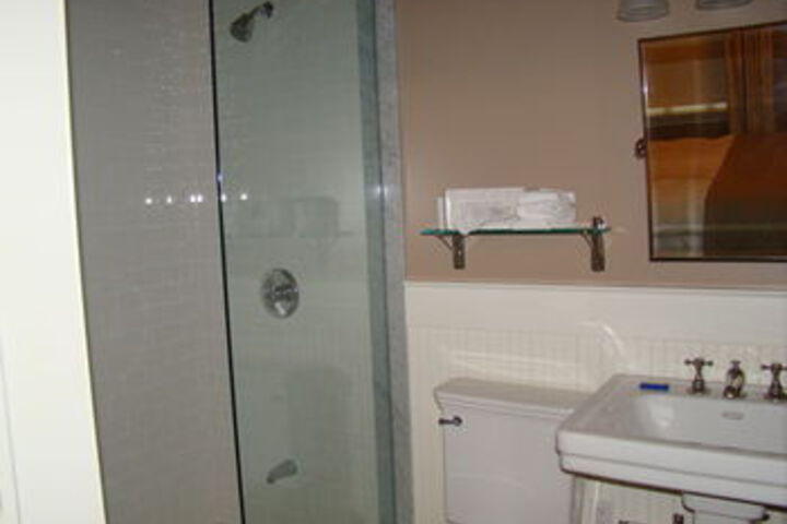 Room 4 of 57