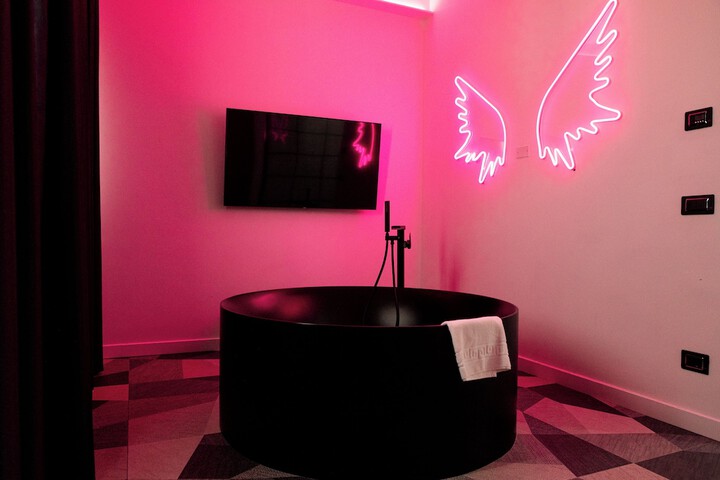 Room 20 of 60