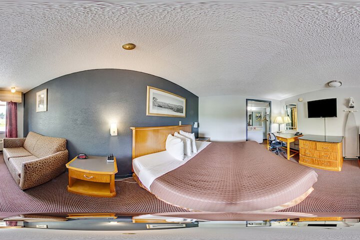 1 King Bed (4 of 24)