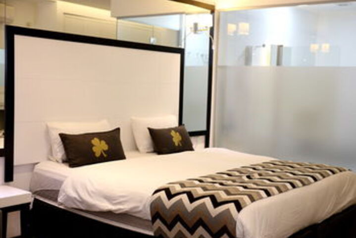 Room 15 of 46