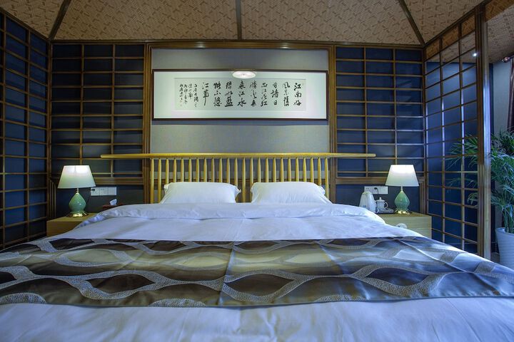 Room 31 of 43