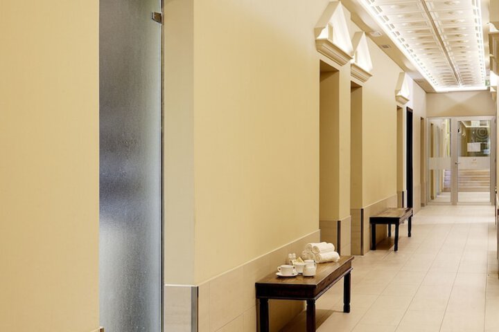 Hotel with Gym