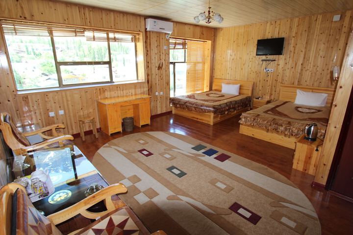 Room 3 of 9