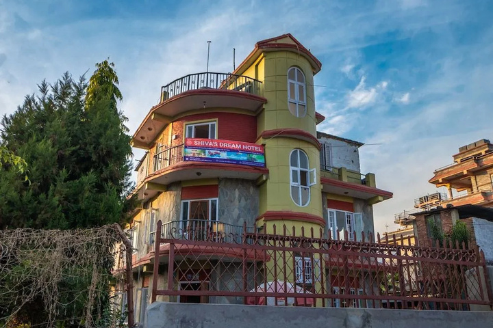 OYO 245 Shivas Dream Hotel
