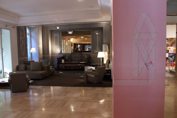 Hotel Lobby