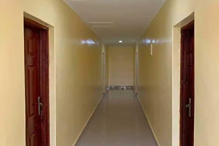Room 12 of 17