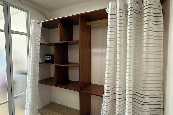 Room 18 of 62