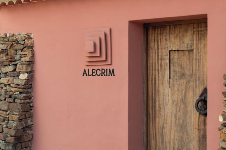 Room 14 of 84