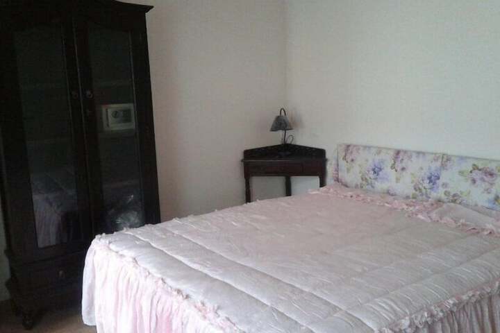 Room 10 of 39