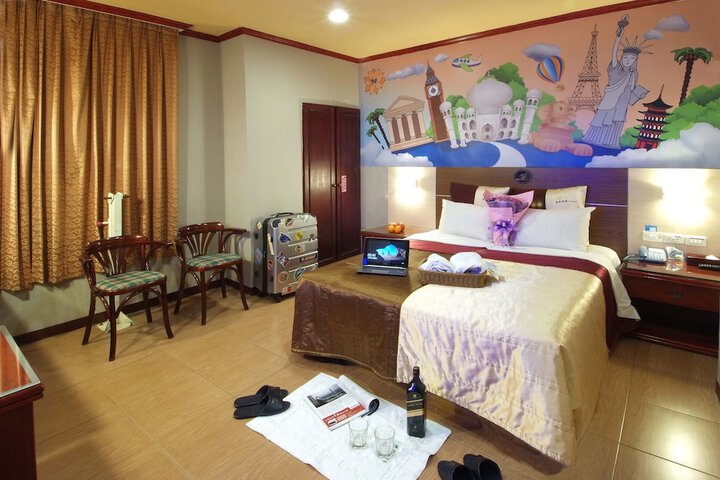 Room 20 of 27