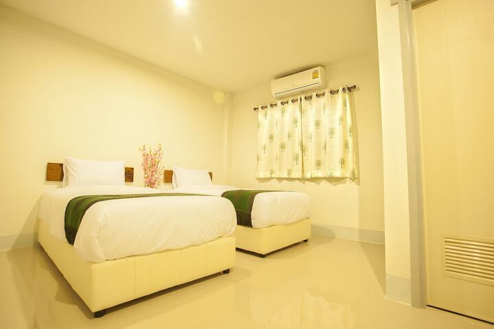 Room 8 of 51
