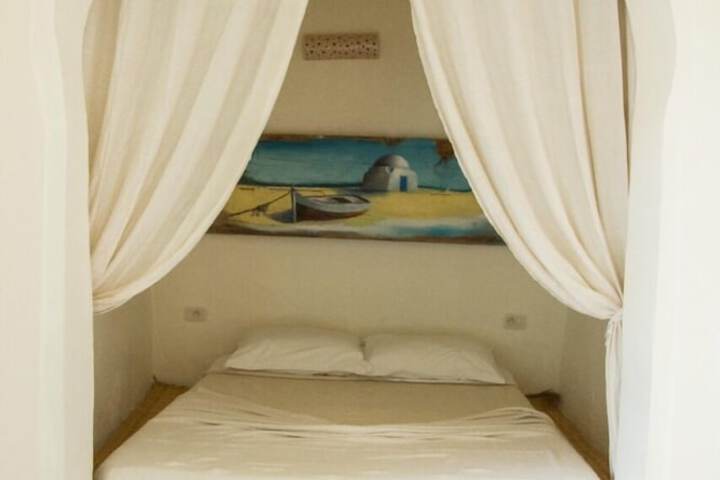Room 15 of 62