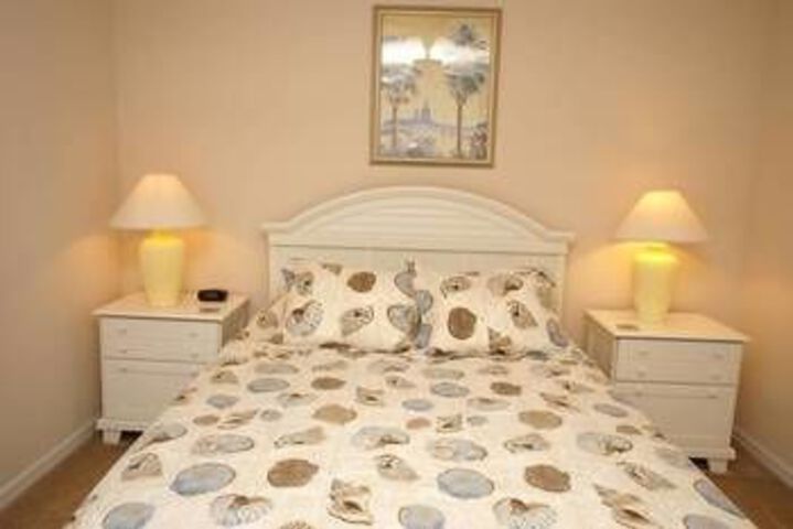 Room 8 of 36