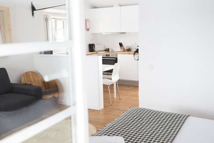 Room 44 of 179