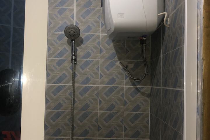 Room 12 of 21