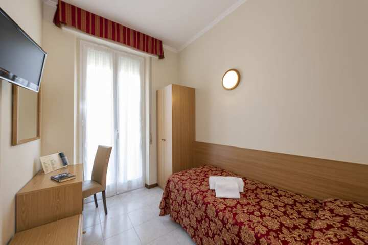 Room 10 of 55