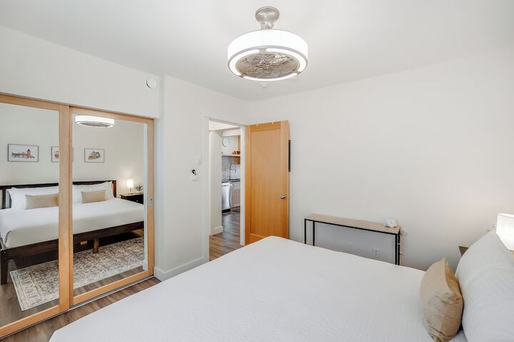 Room 51 of 107