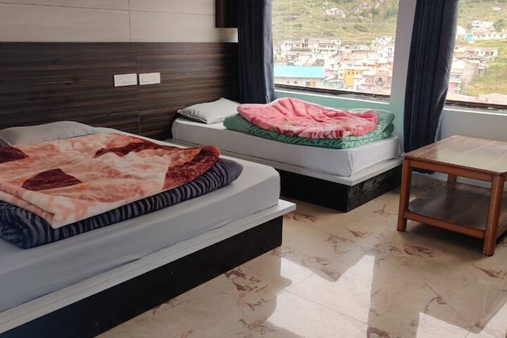 Room 3 of 6
