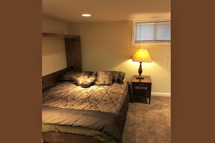 Room 4 of 23