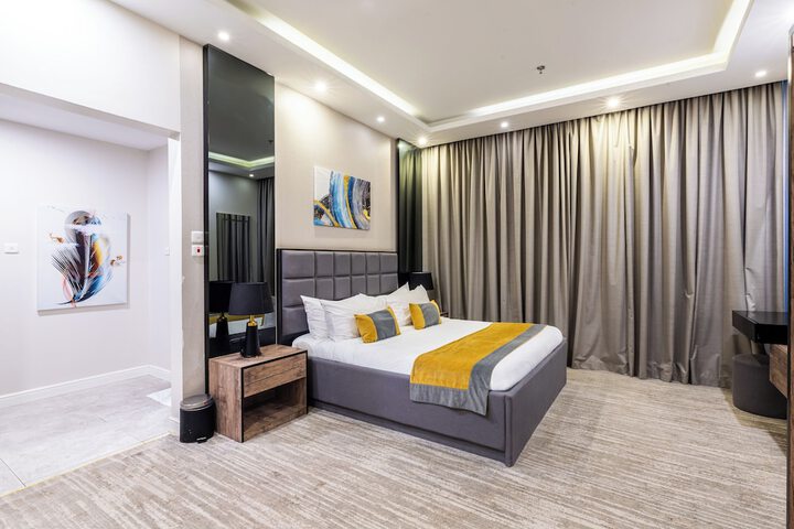 Room 14 of 48