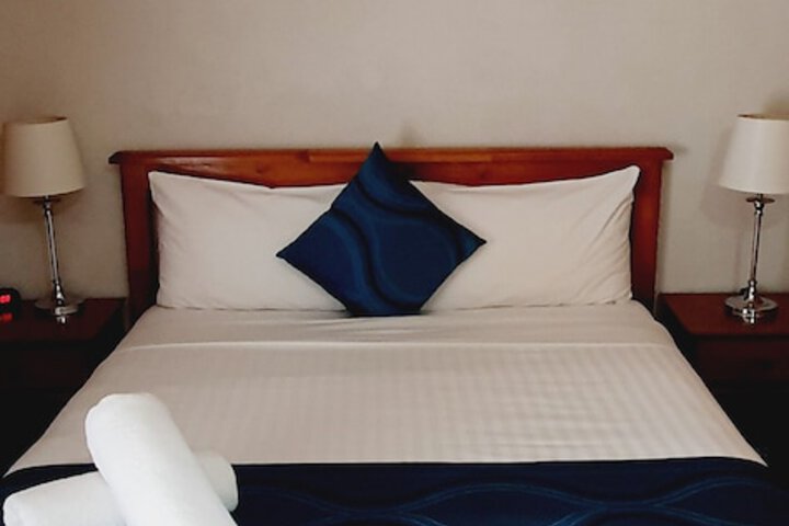 Room 9 of 30