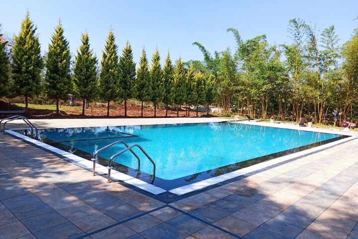 Pool 22 of 63