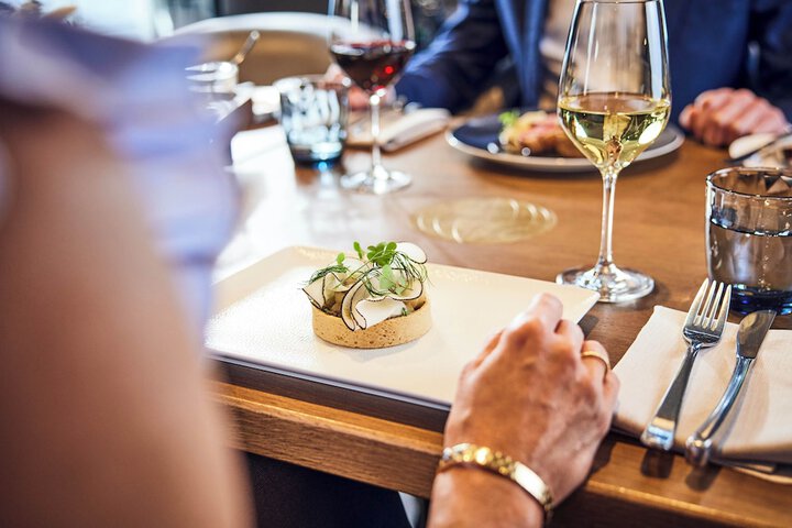 Dining 87 of 154
