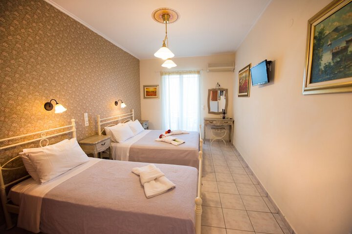 Room 4 of 67