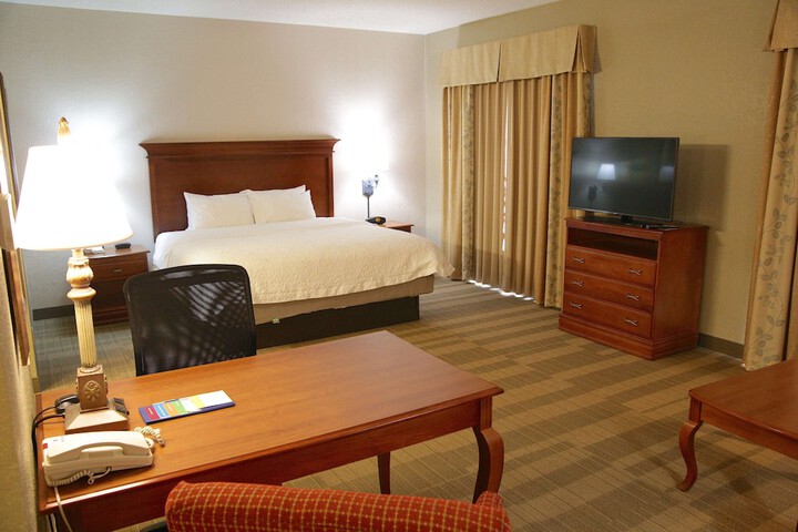 Room 14 of 52