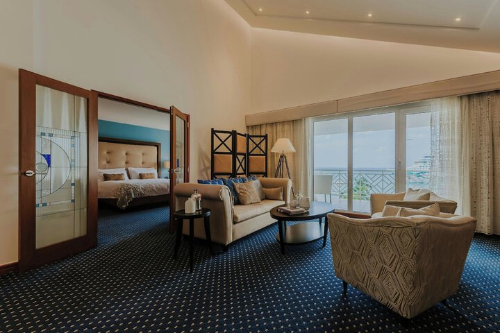 Room 50 of 165