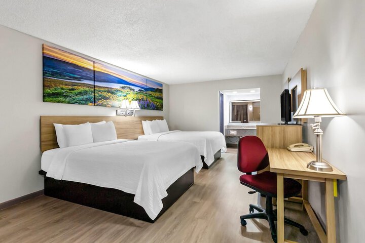 Room 18 of 79