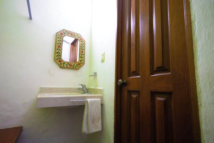 Room 72 of 82