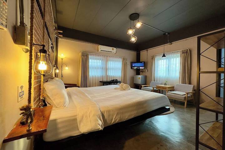 Room 5 of 67