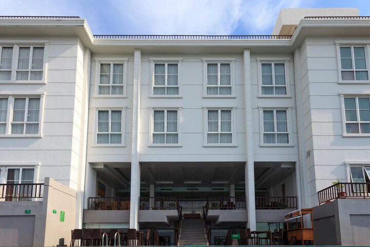 Hotel 55 of 61