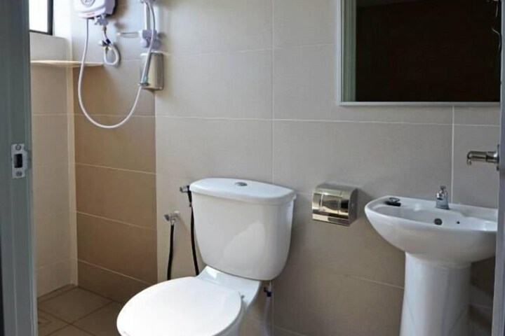 Clean Restrooms