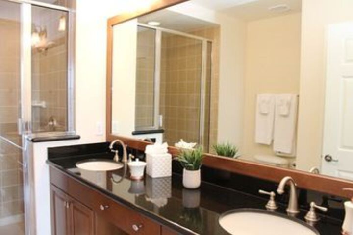Room 5 of 25