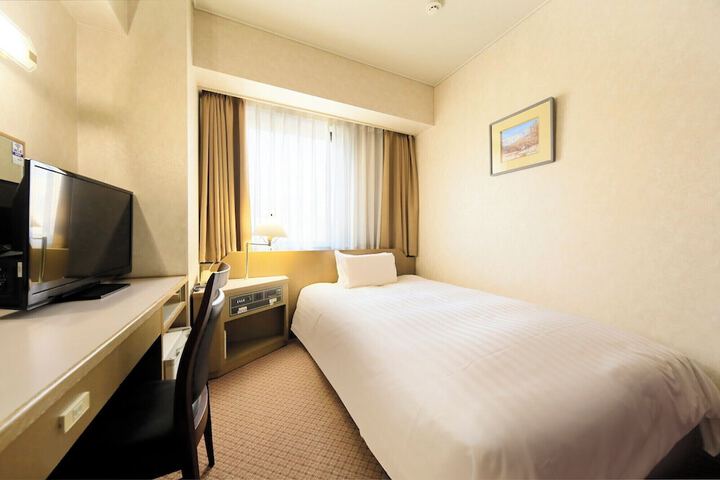 Room 15 of 49