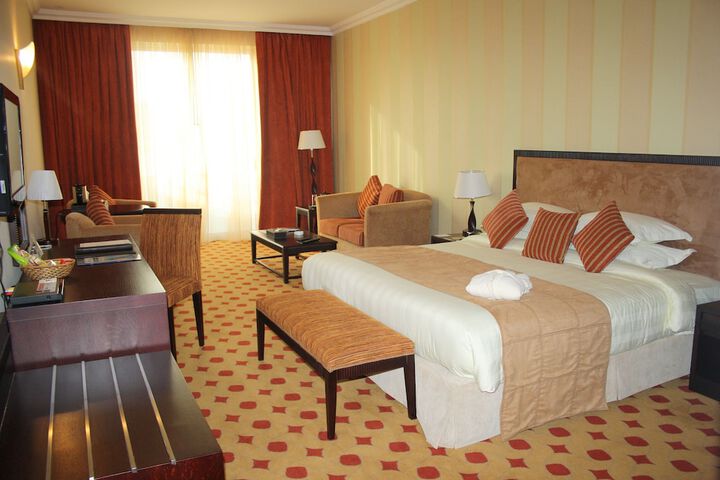 Room 21 of 43