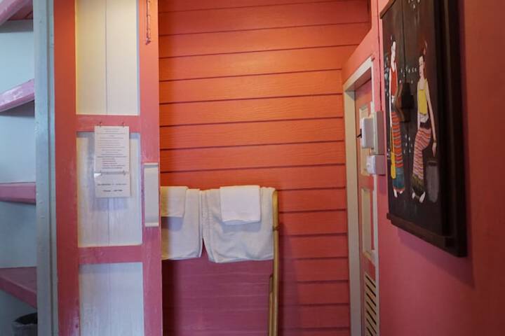 Room 22 of 26