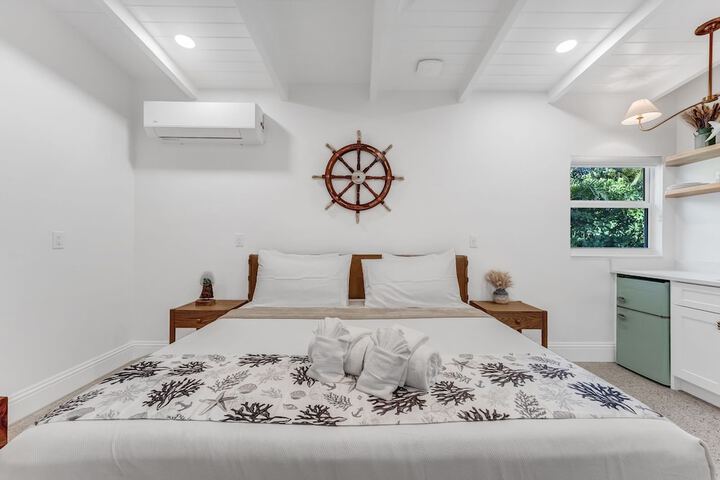 Room 3 of 69