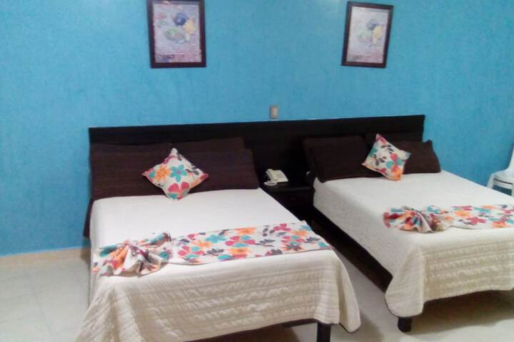 Room 4 of 18