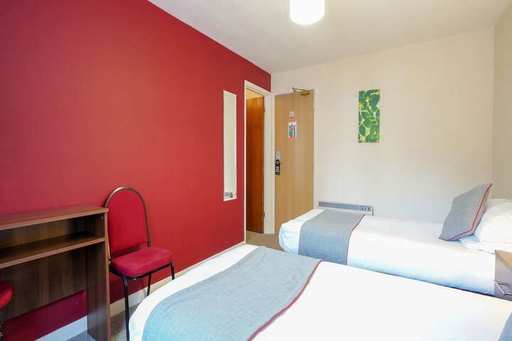 Room 71 of 111