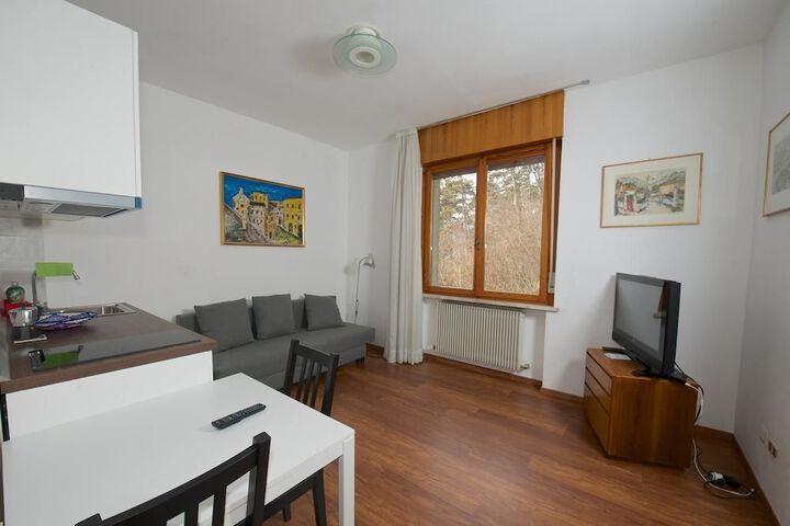 Room 9 of 22