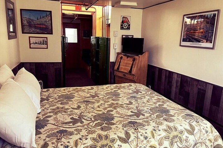 Room 16 of 56