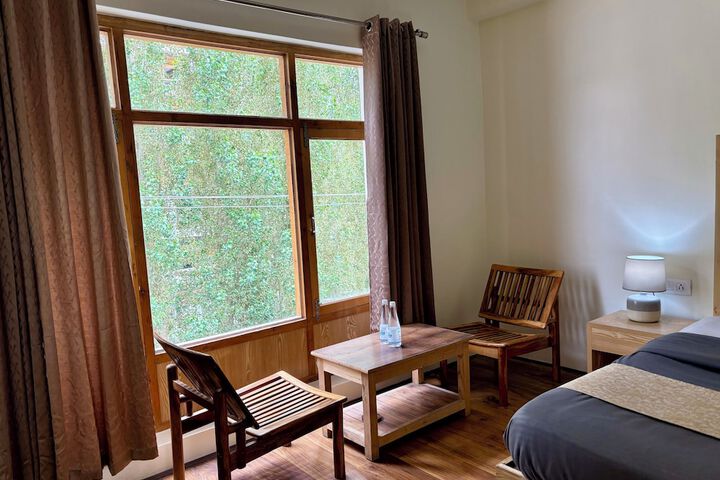 Room 21 of 30