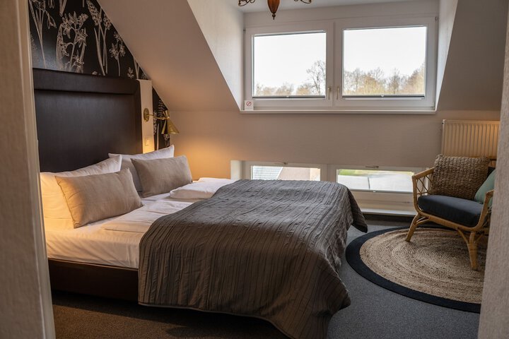 Room 42 of 191